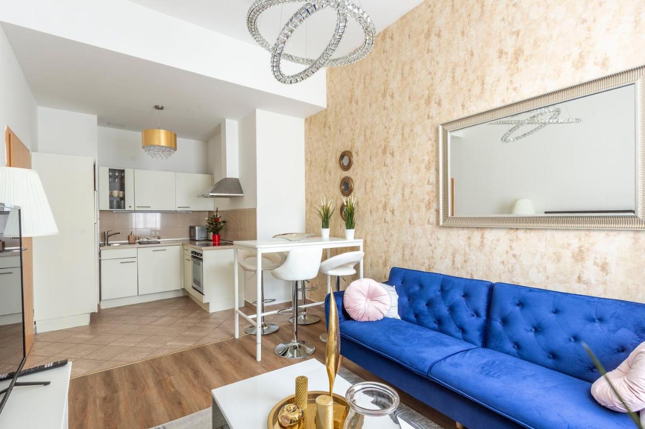 Explore Budapest From A Luxurious Cozy Apartment Bagian luar foto