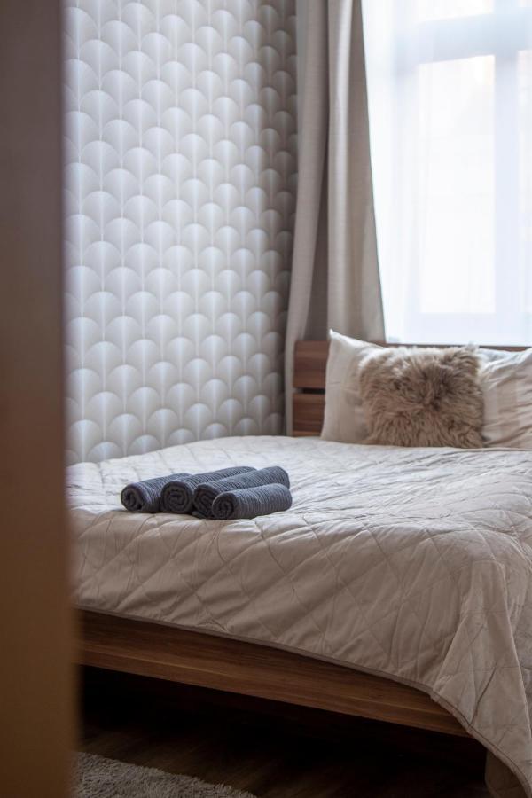 Explore Budapest From A Luxurious Cozy Apartment Bagian luar foto