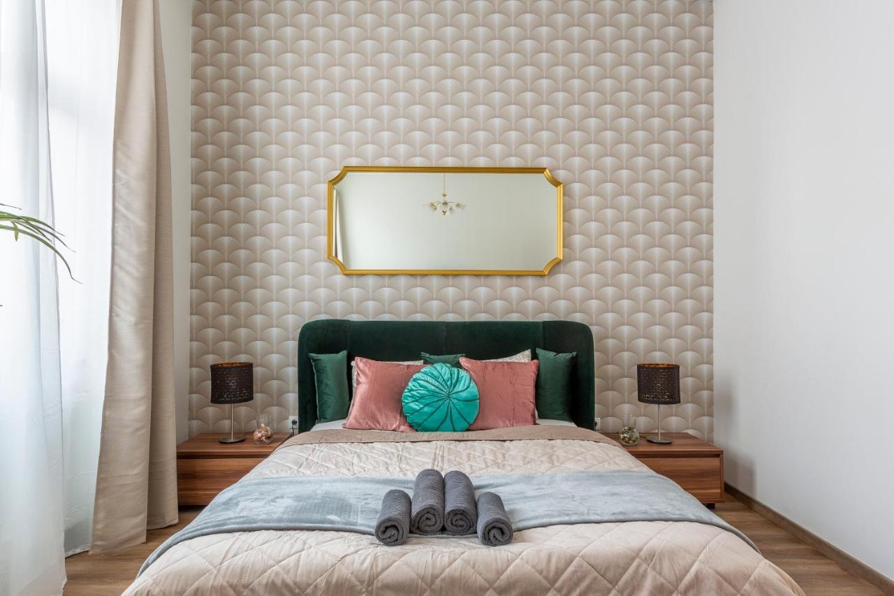 Explore Budapest From A Luxurious Cozy Apartment Bagian luar foto