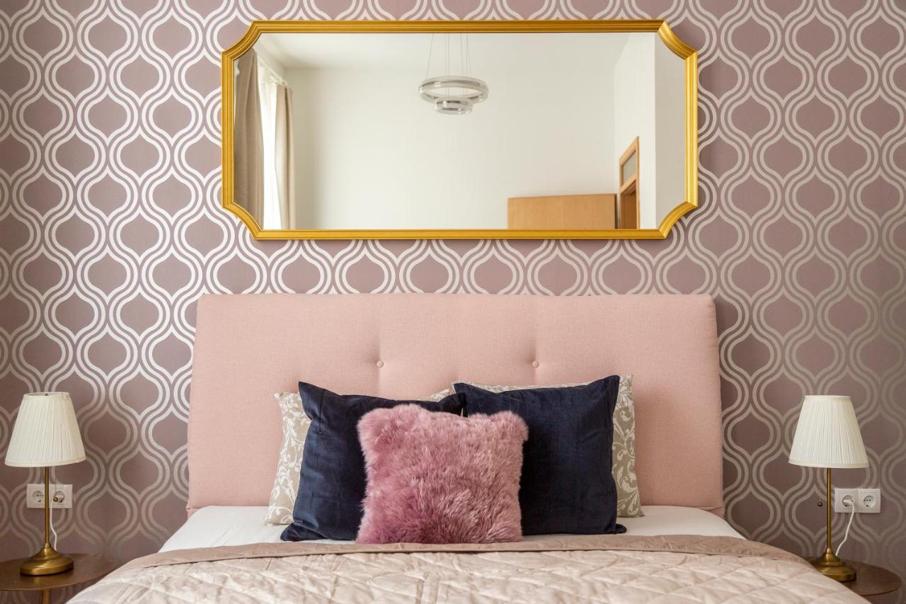 Explore Budapest From A Luxurious Cozy Apartment Bagian luar foto