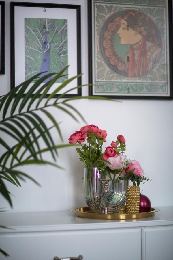 Explore Budapest From A Luxurious Cozy Apartment Bagian luar foto